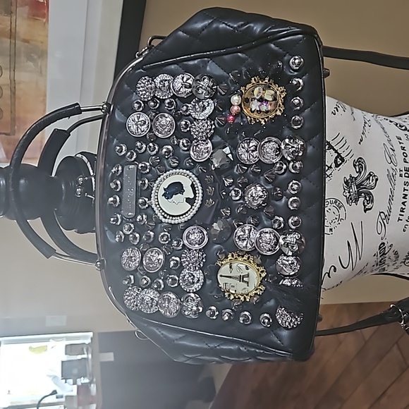 2 for 1 sale. Cinderella and Embellished Handbags. - Picture 4 of 6